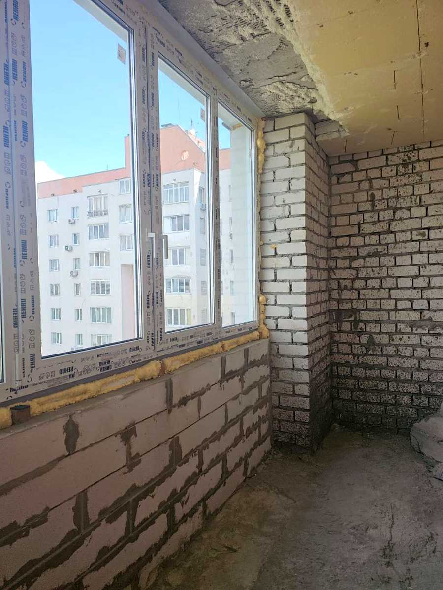 1839563353411039