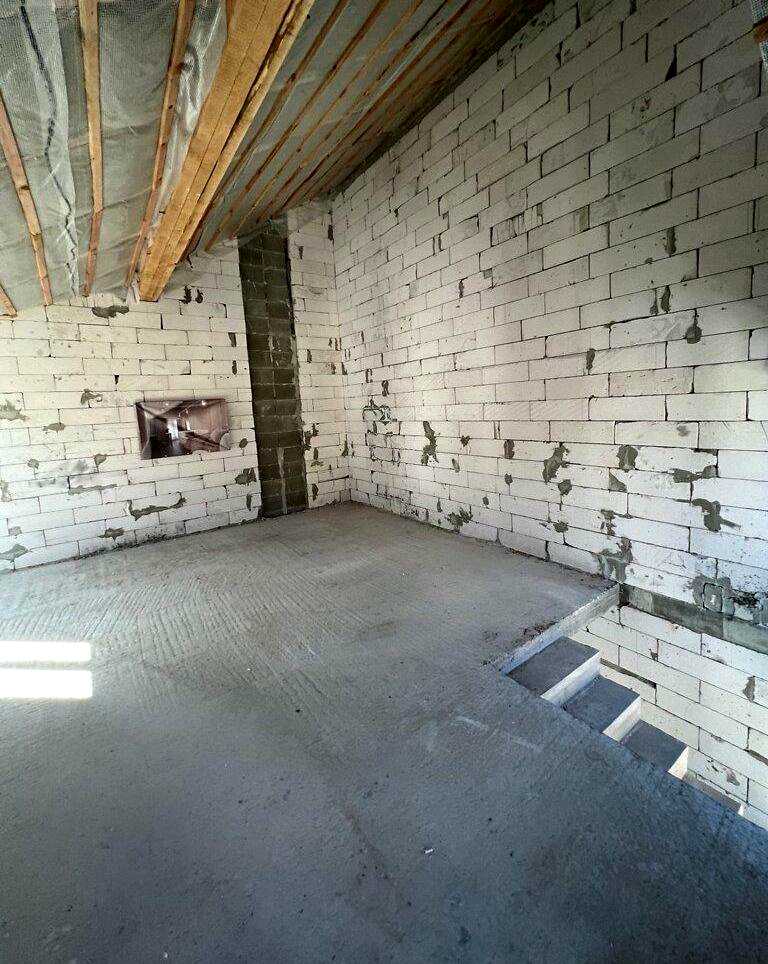 1836543435951886