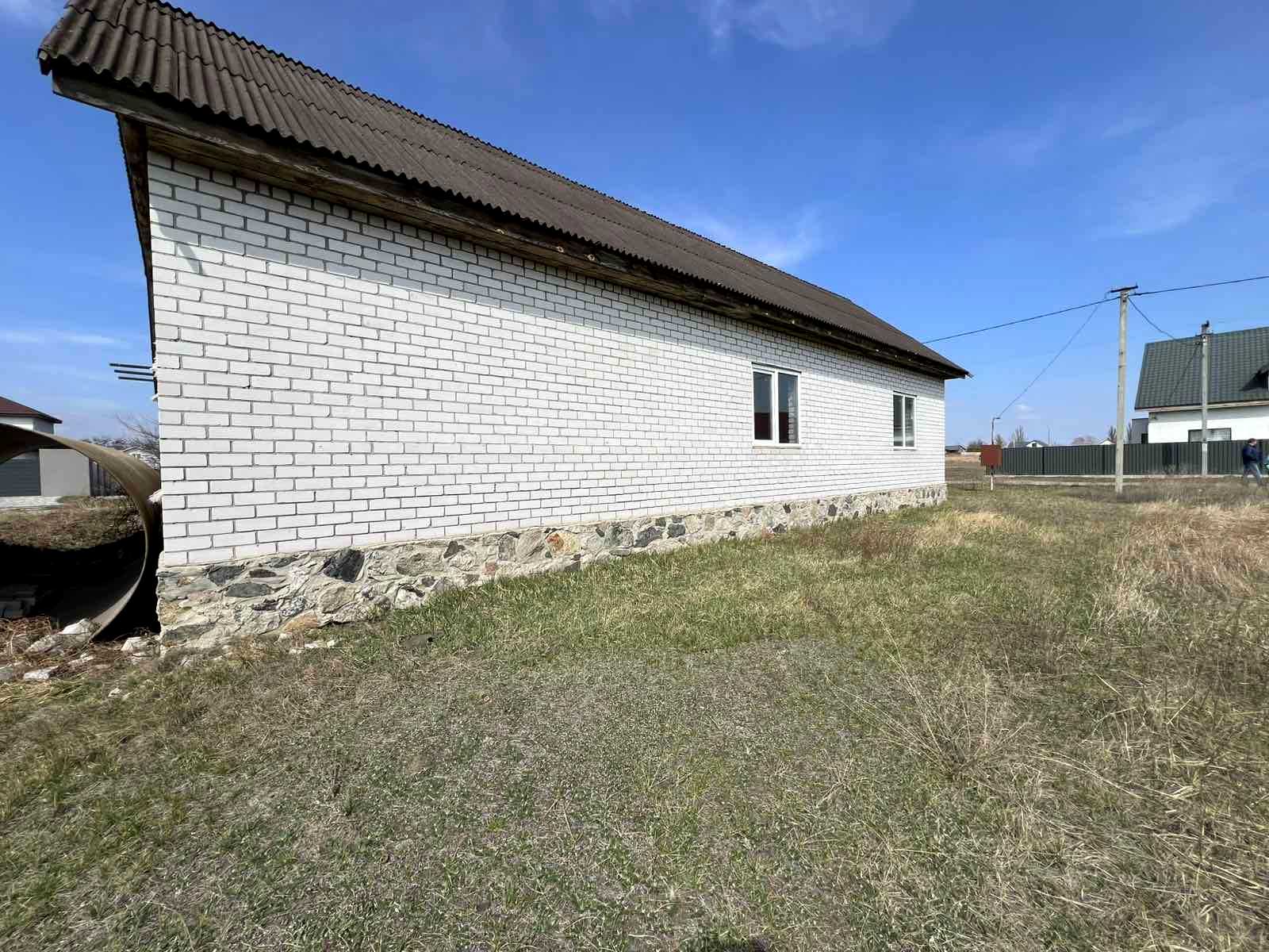 1828085778411090