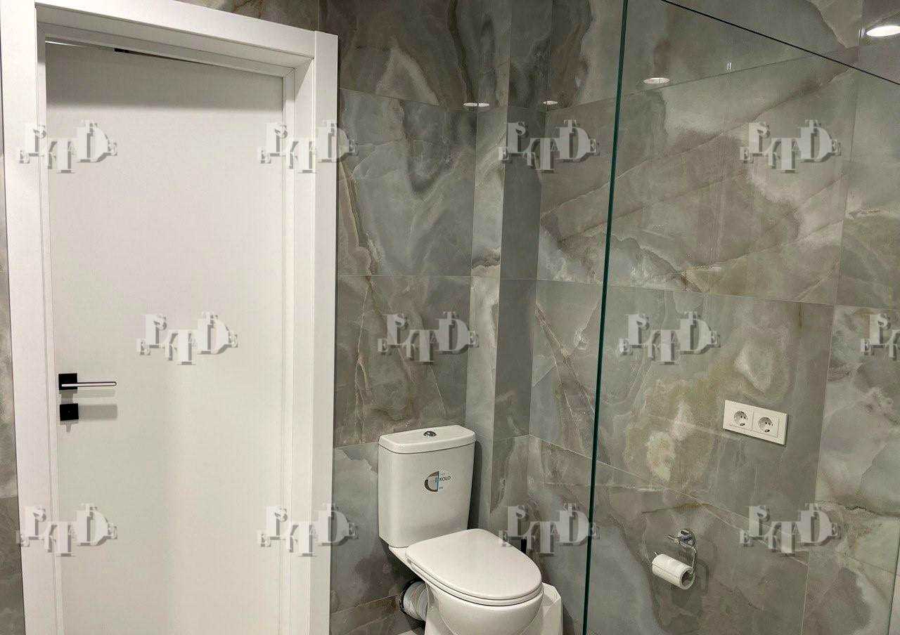 1825147088651471