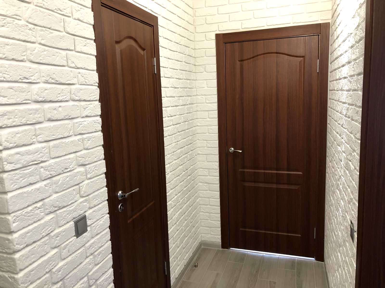1826774069377837