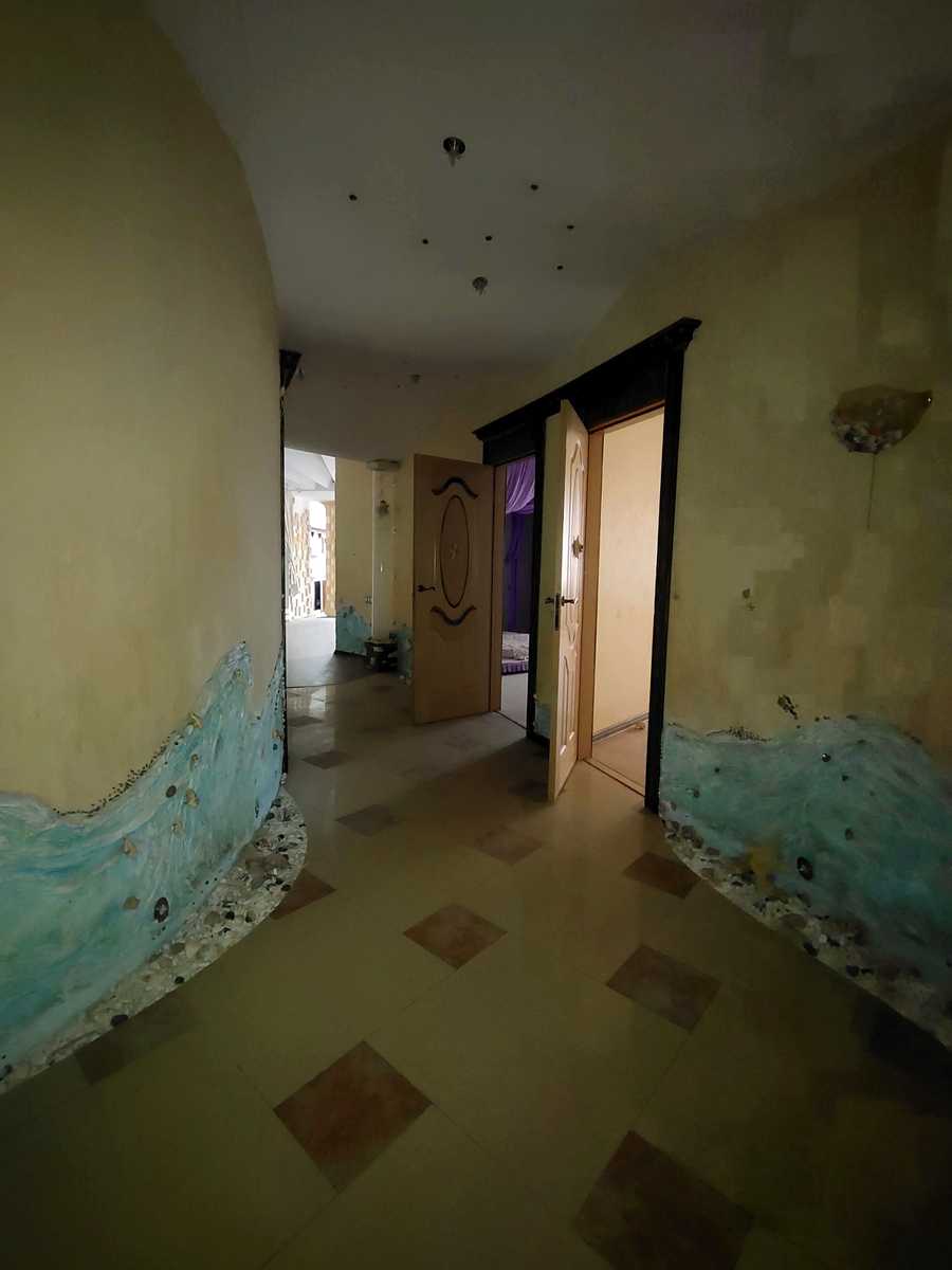 1829098838344271