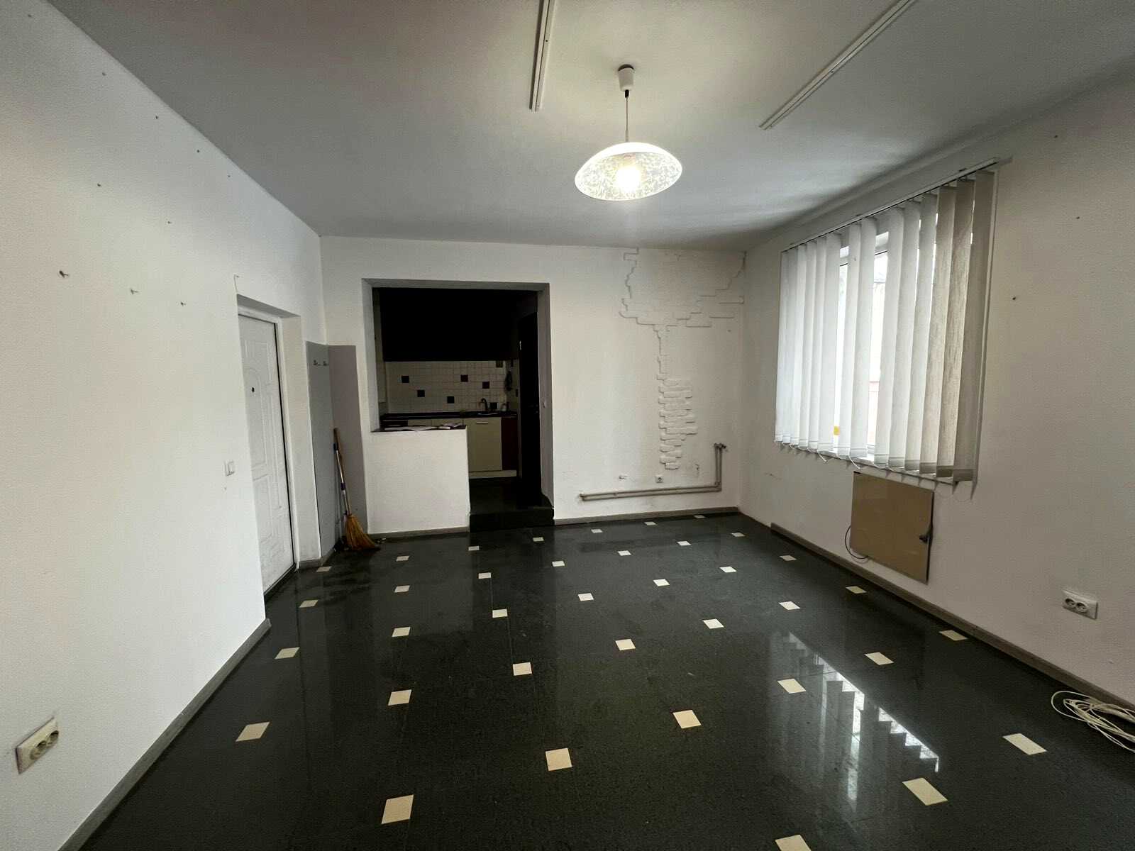 1791407063362491