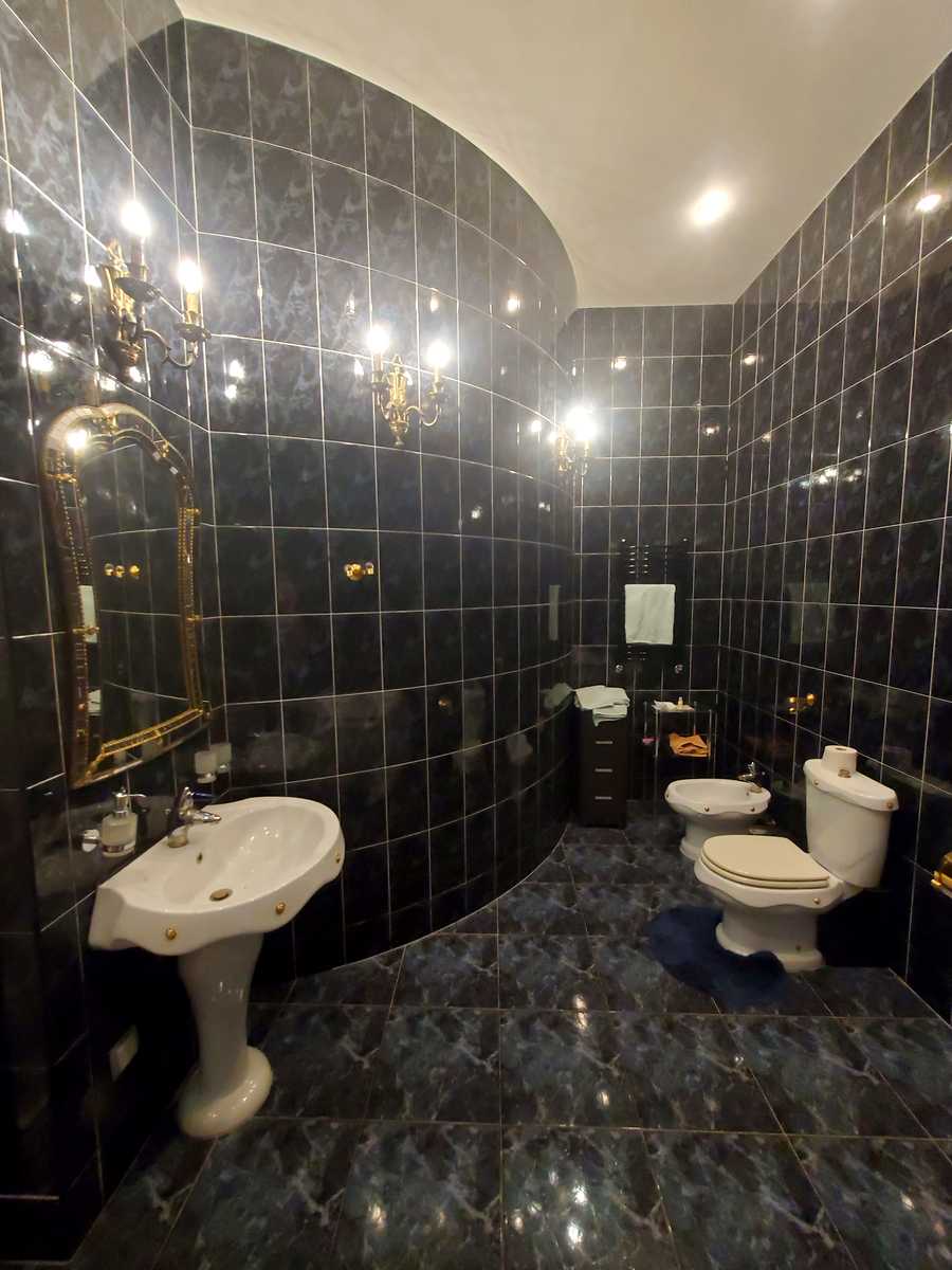 1777187798836420