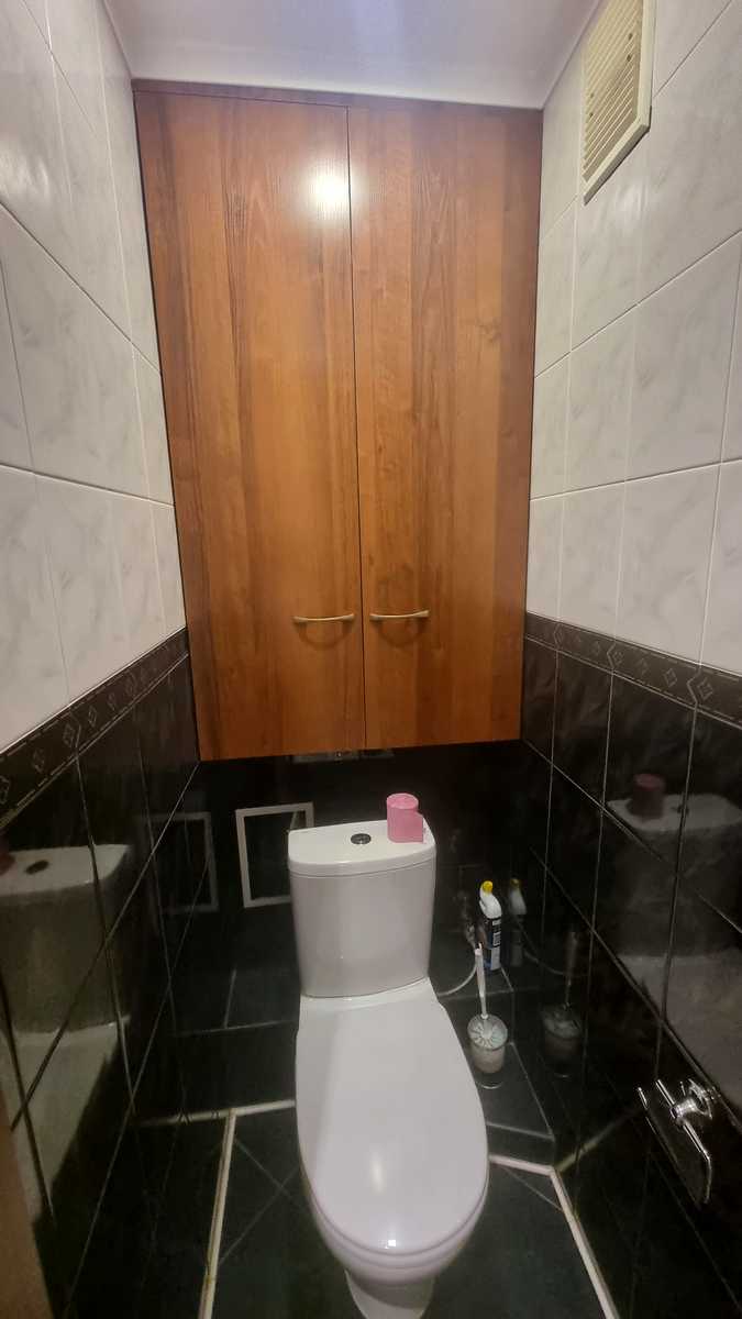 1808543610465651
