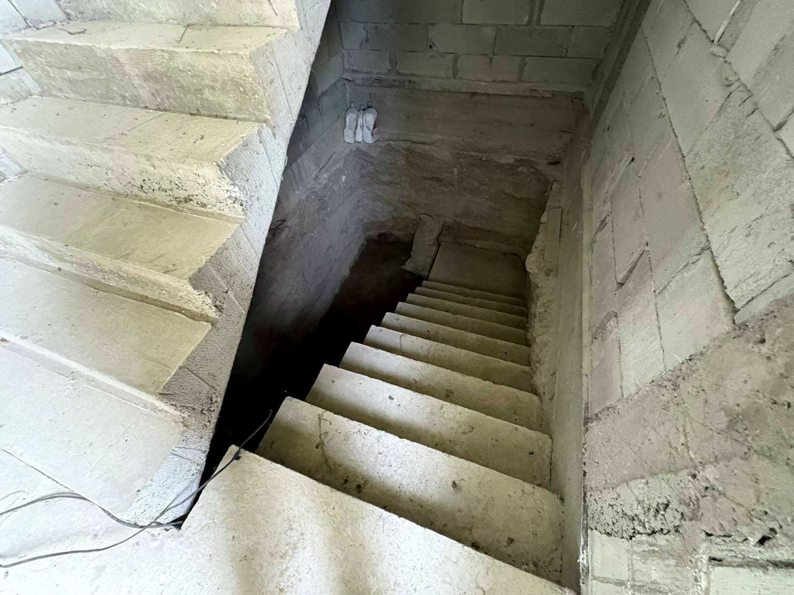 1835476539246807