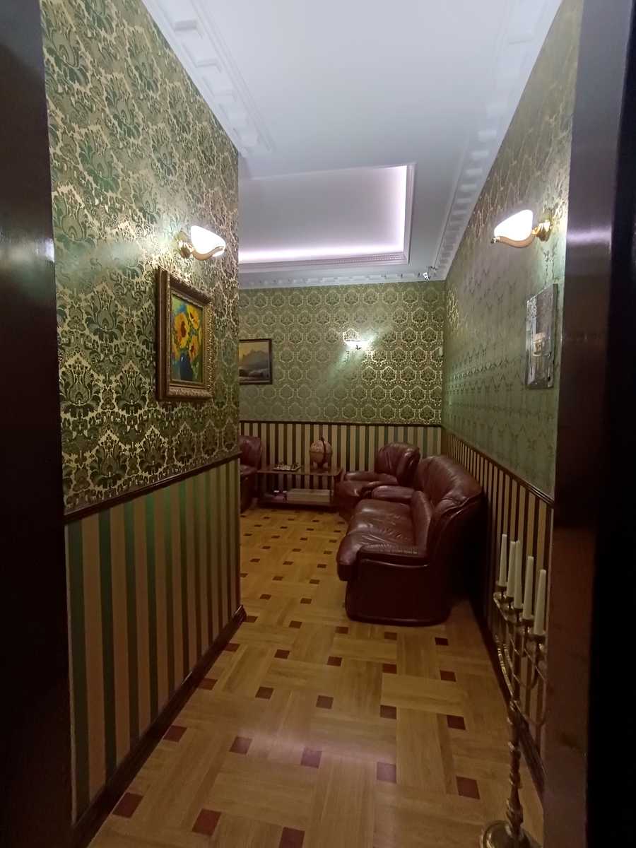 1850958562523283