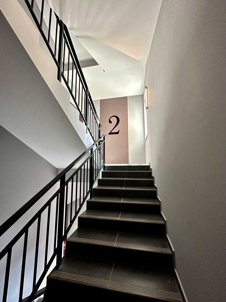 1776583549747841