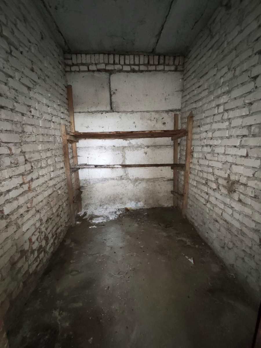 1838733886030186