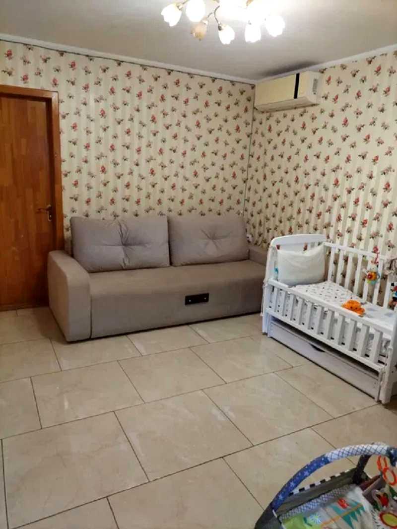 1826582691663839