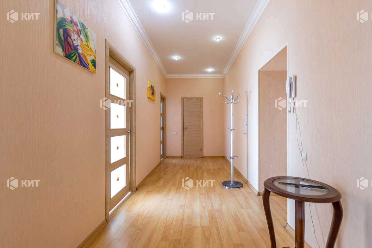 1829454738908273