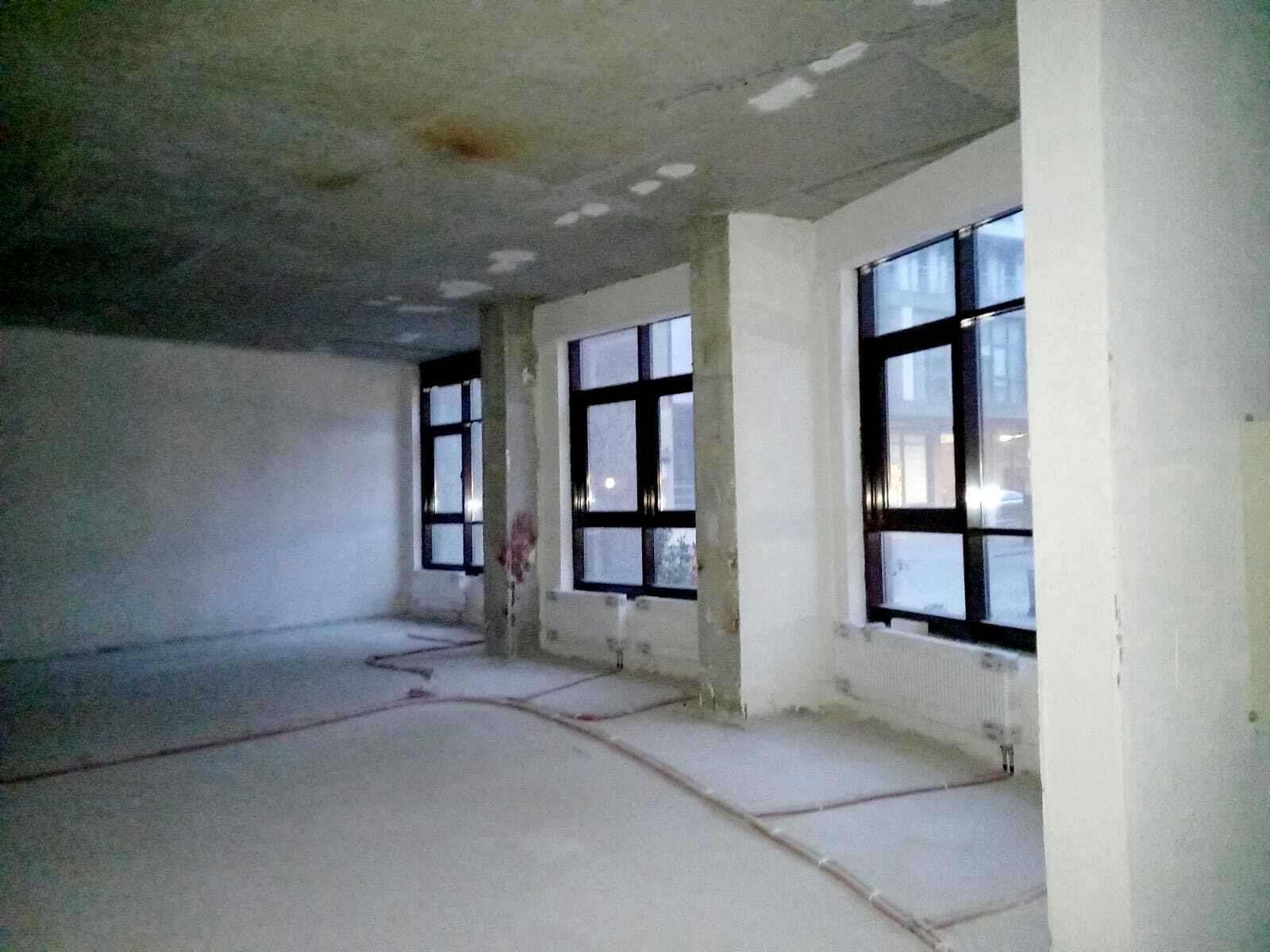 1764245767781986