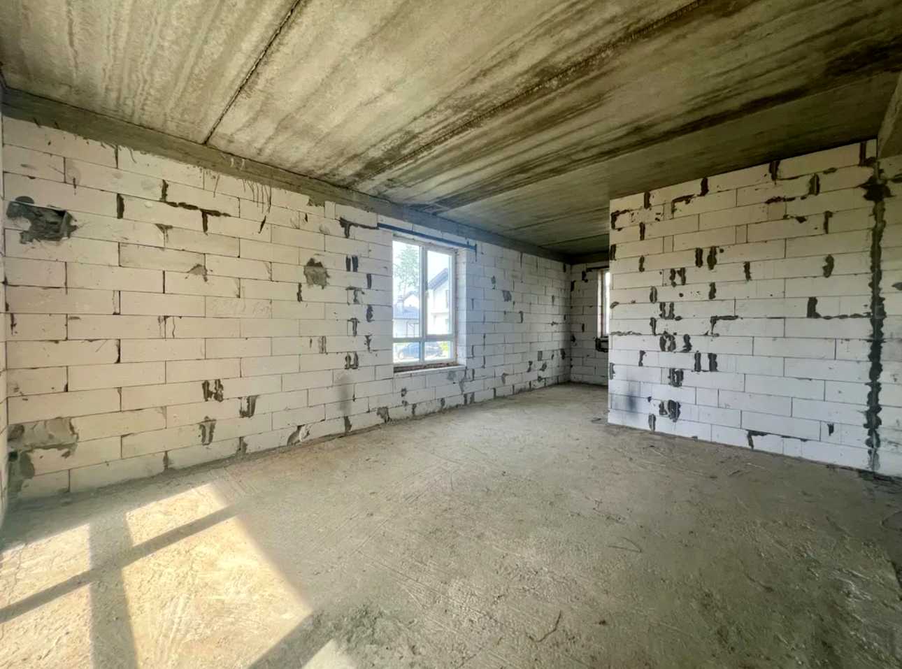 1826147843905388