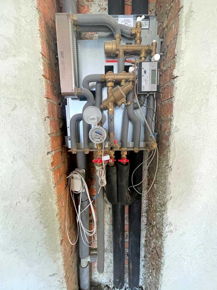 1828387069286188