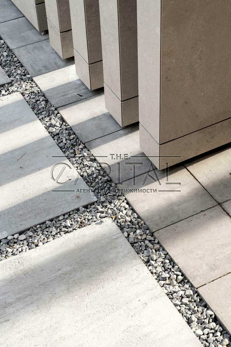 1837067241258061