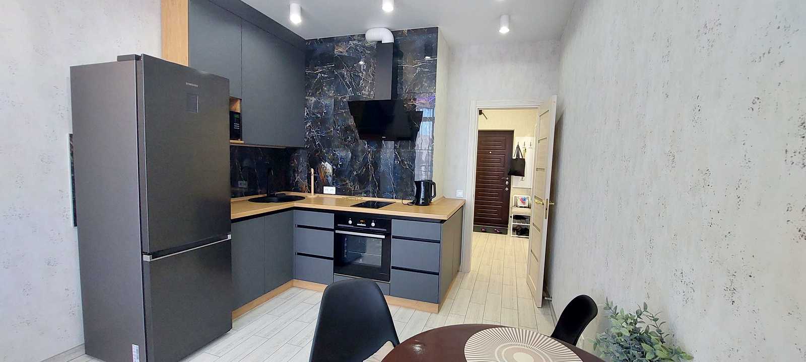 1790005317103788
