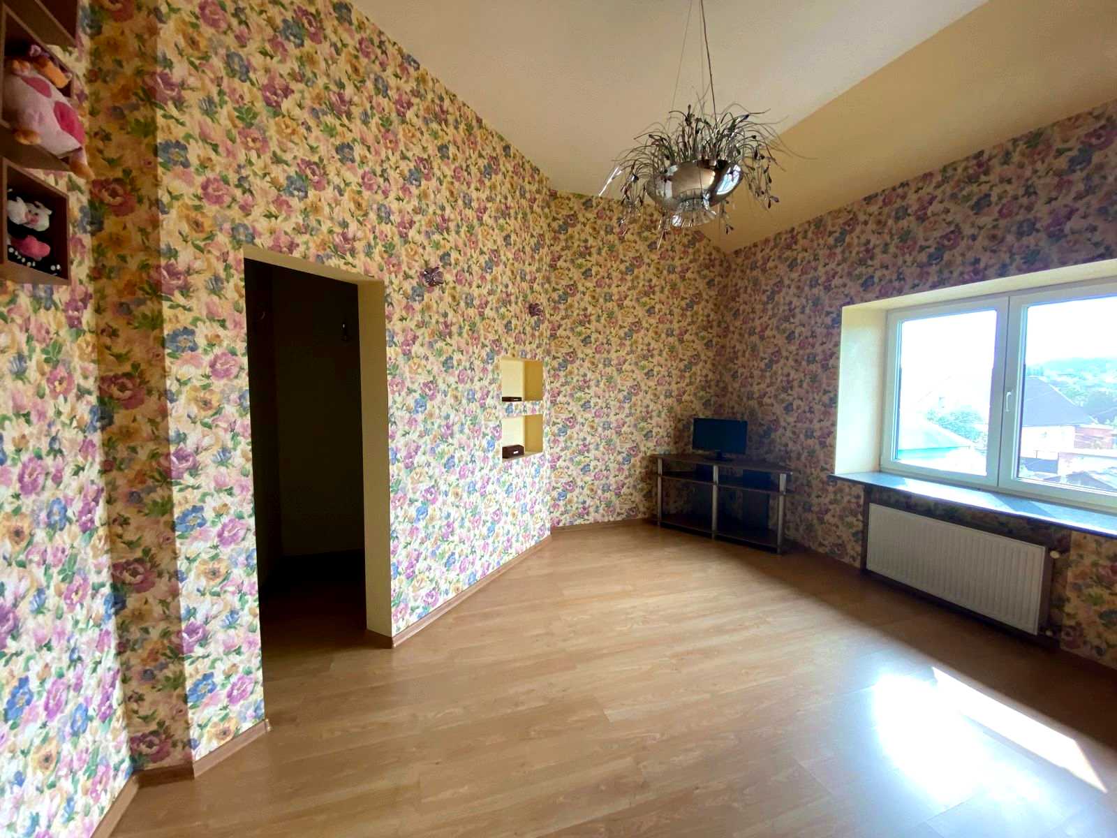 1805981599662999