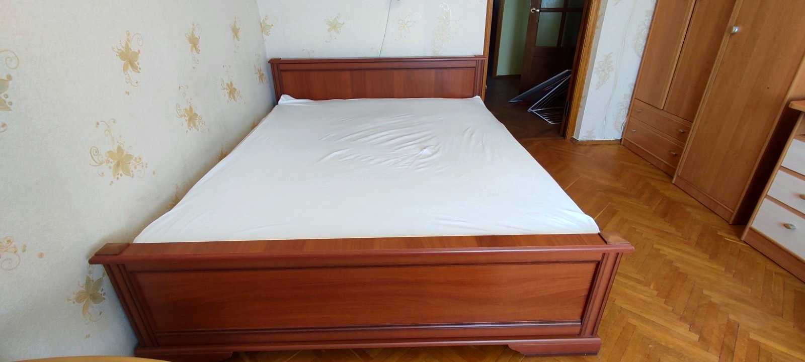1760440130718045