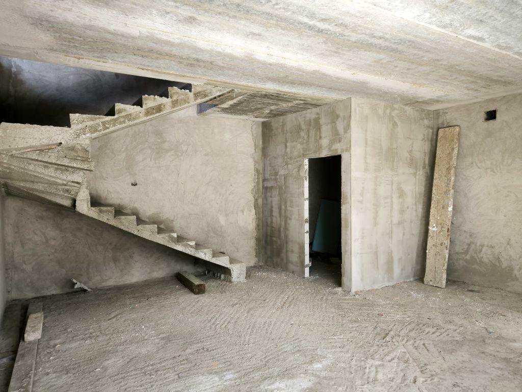 1843404345172354