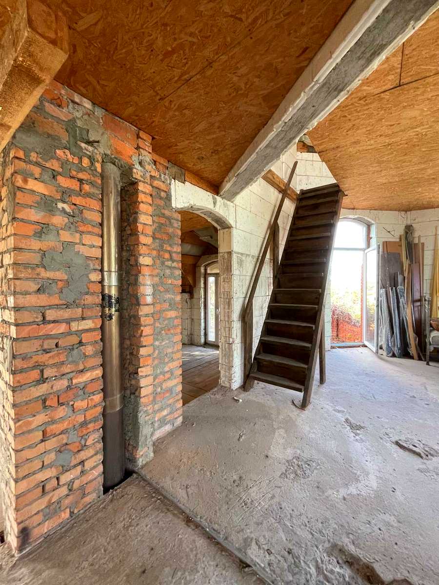 1815167499480308