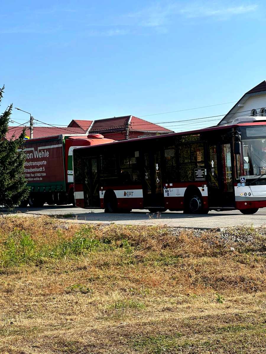 1812520125602966