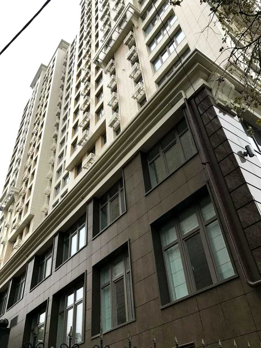 1820054776370276
