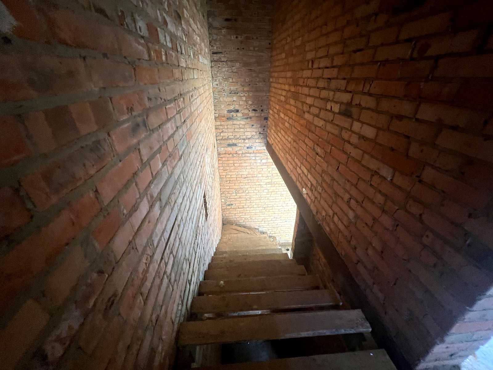 1839795220935674