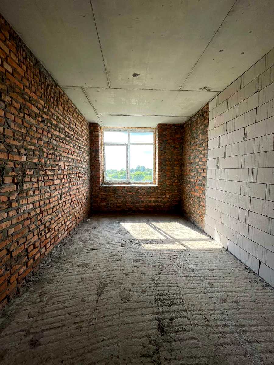1837344289421733