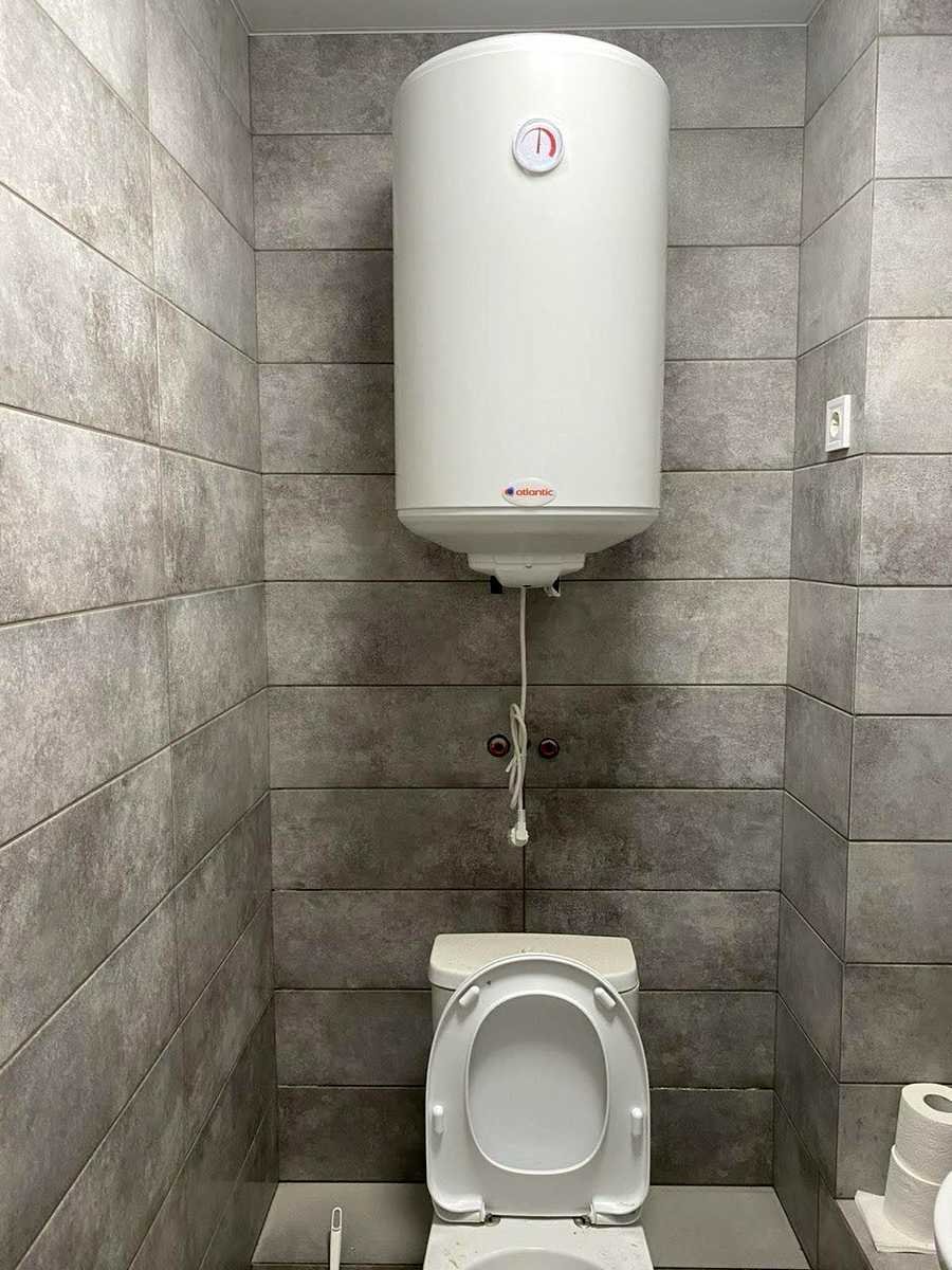 1826847080229474