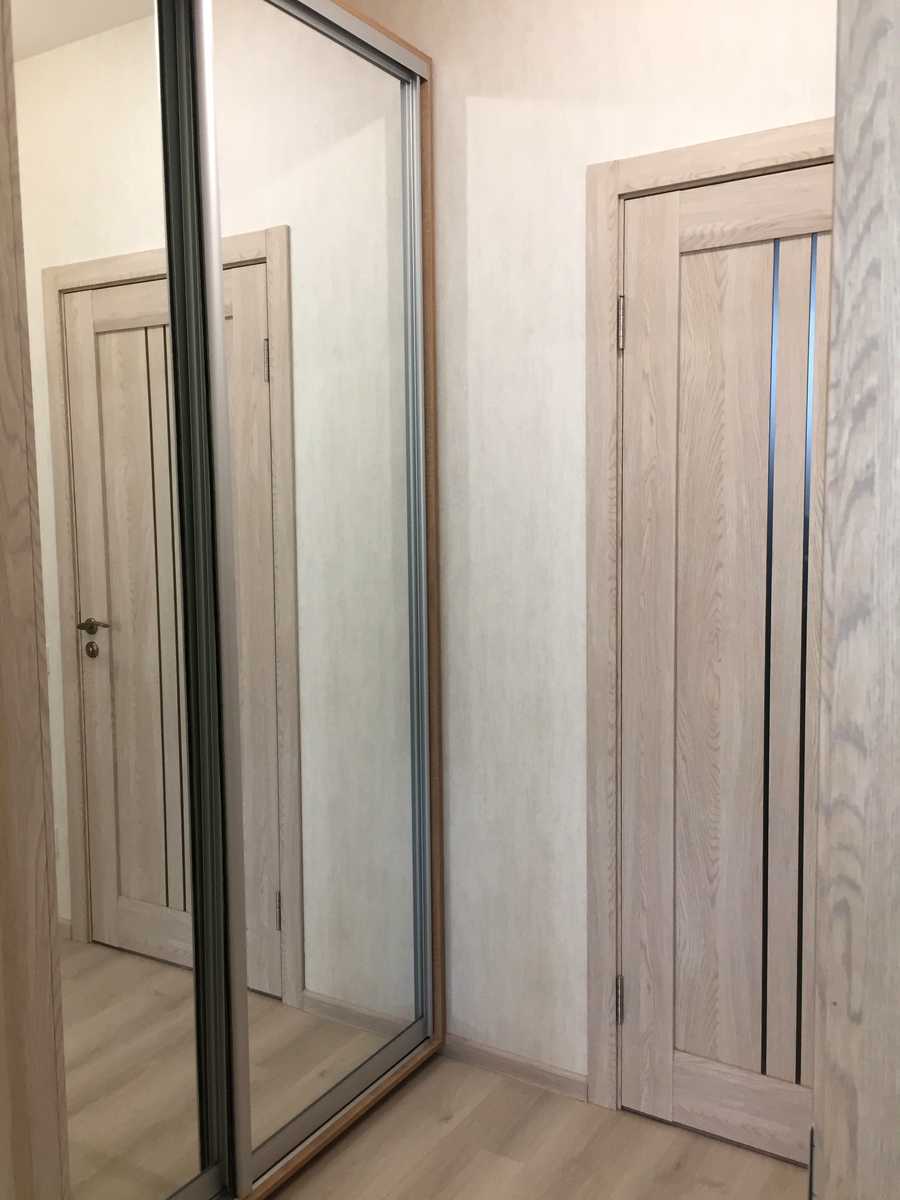 1677273727358911