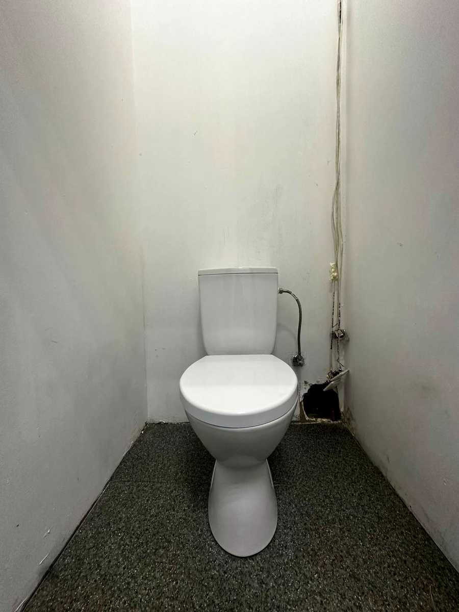 1789697449303886
