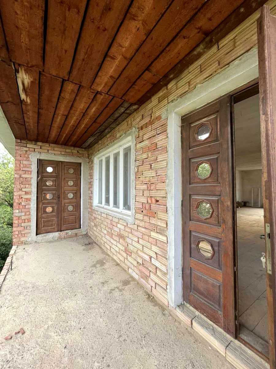 1827461572350366