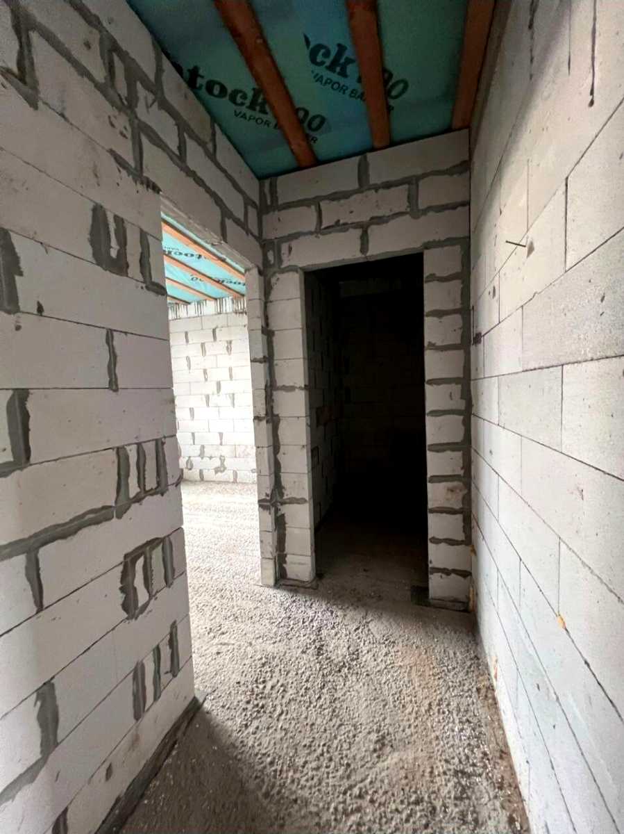 1849593081436040