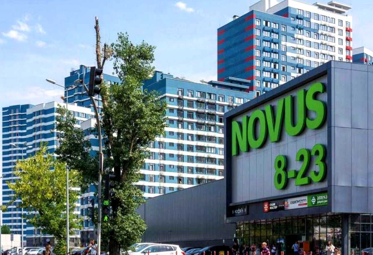1757708413864169