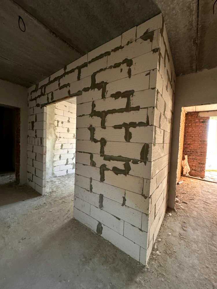 1816143823945834