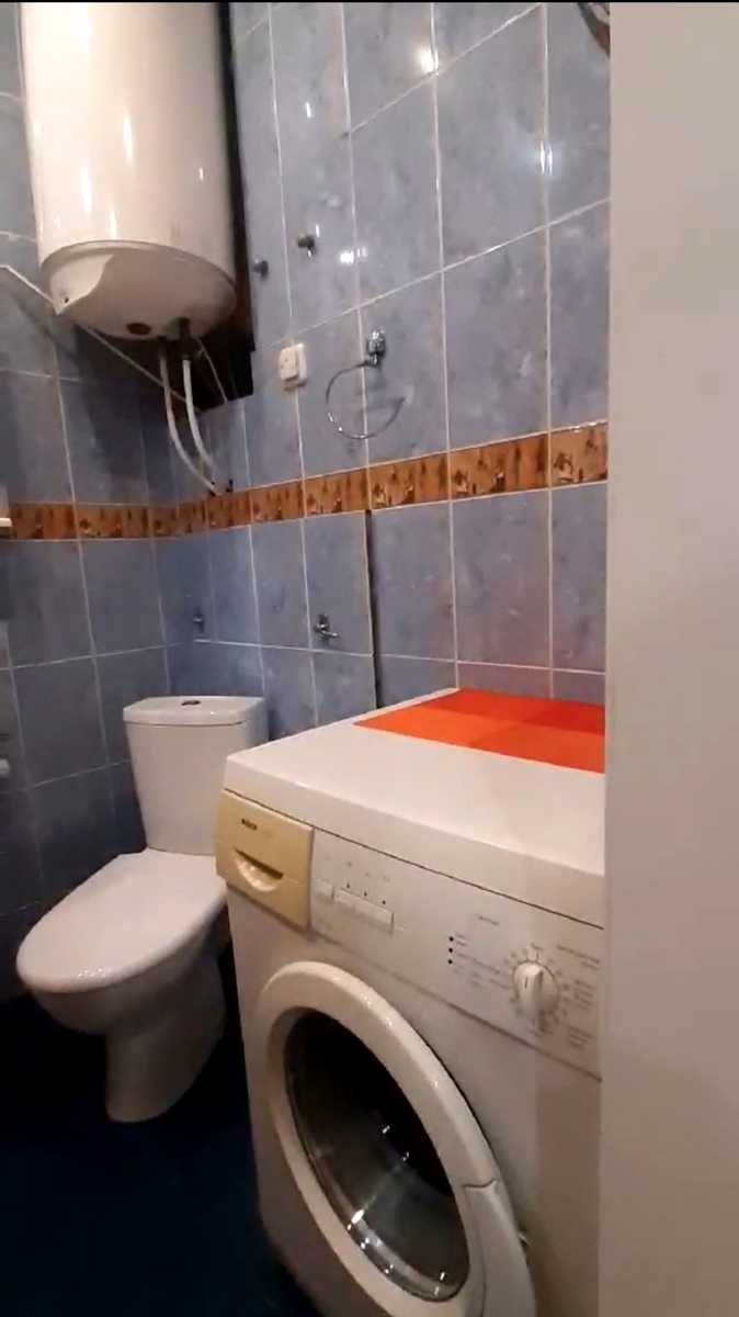 1795121677023703
