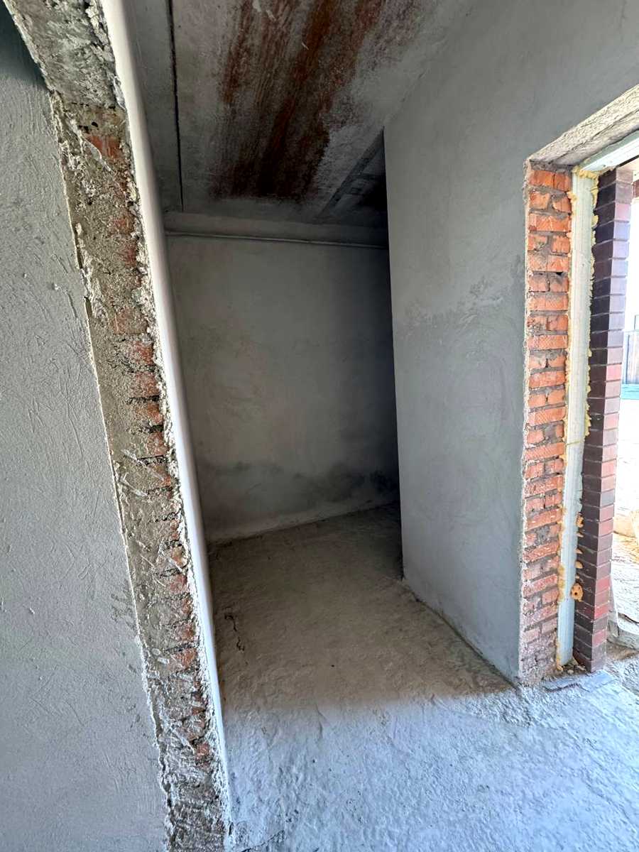 1842963420456736