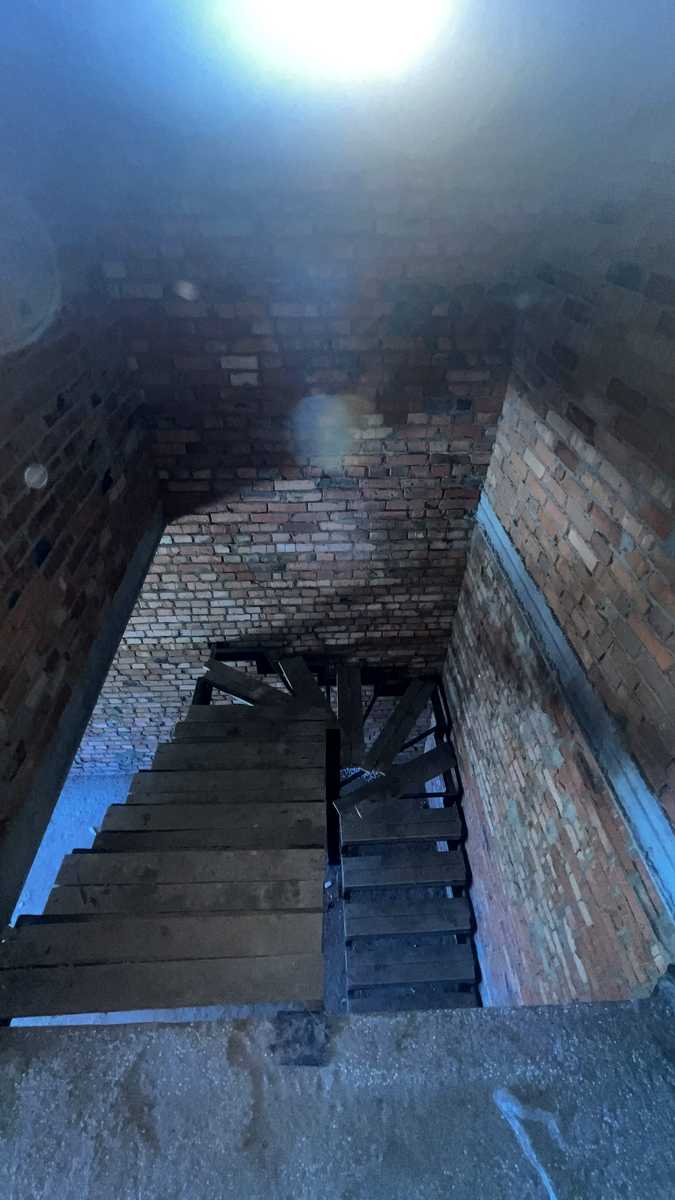 1842087604291001