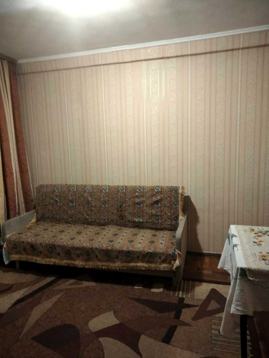 1749679016912097