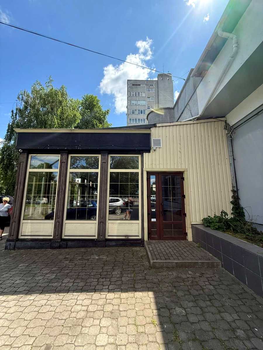 1840963152375815