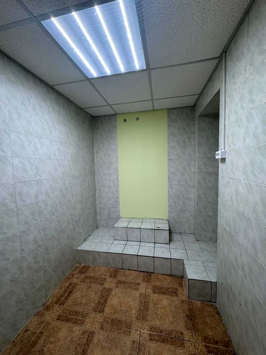 1846853555702458