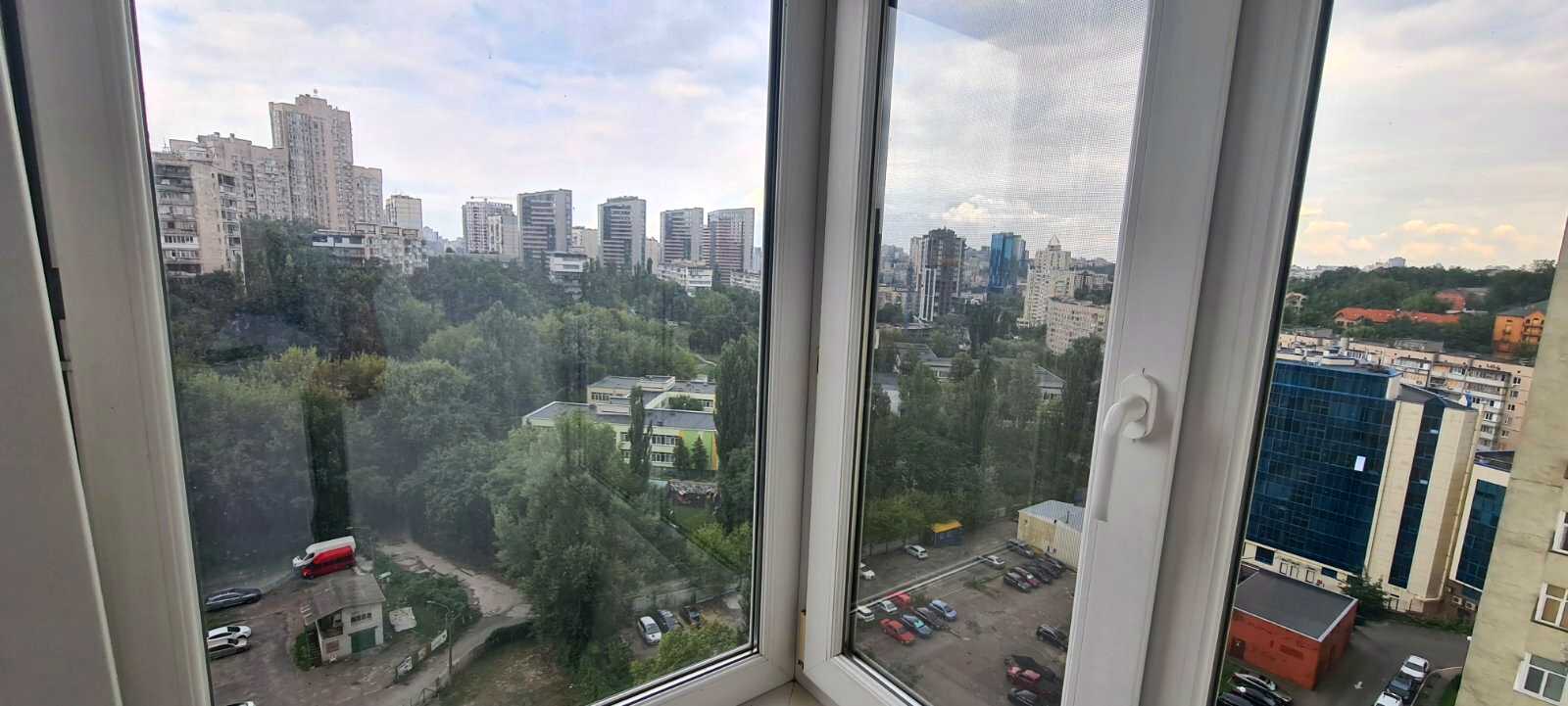 1806665097413675
