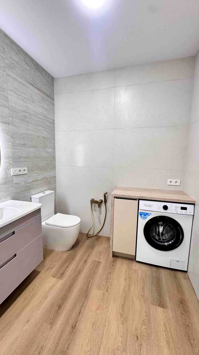 1848123464460875