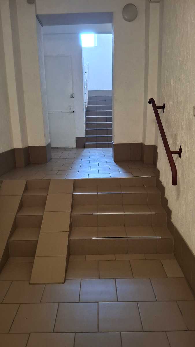 1838643408083023