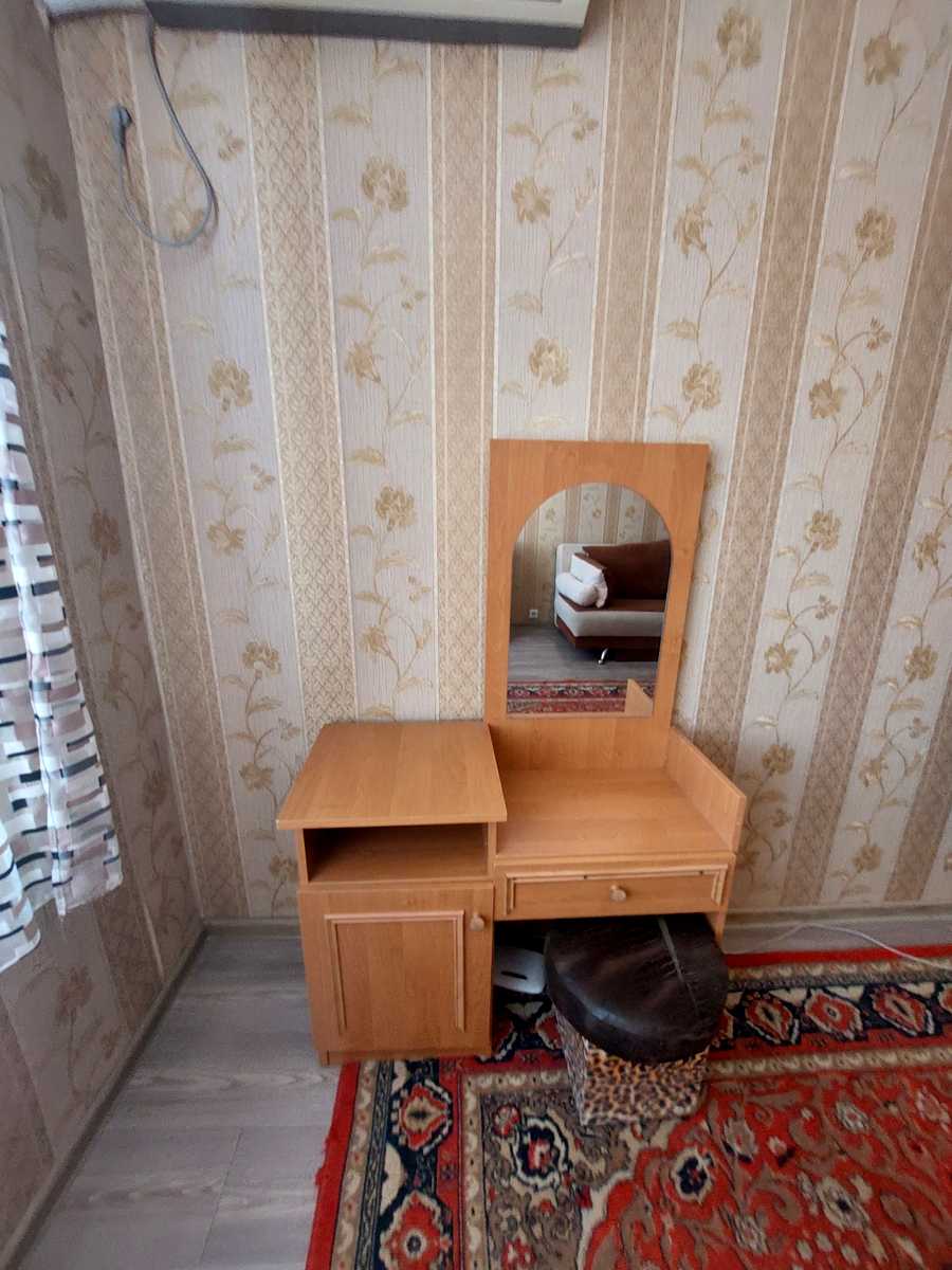 1794341595381073
