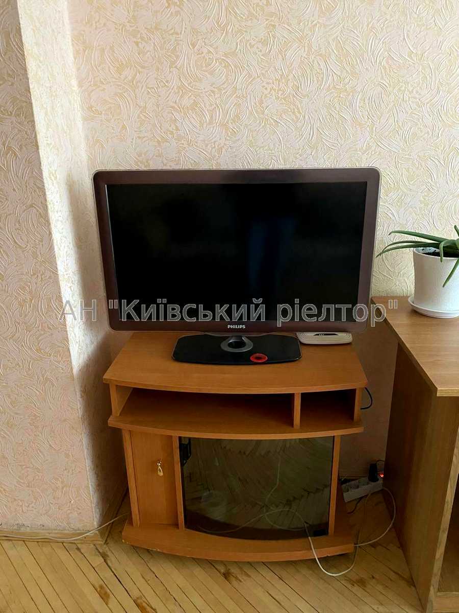 1750473442512160
