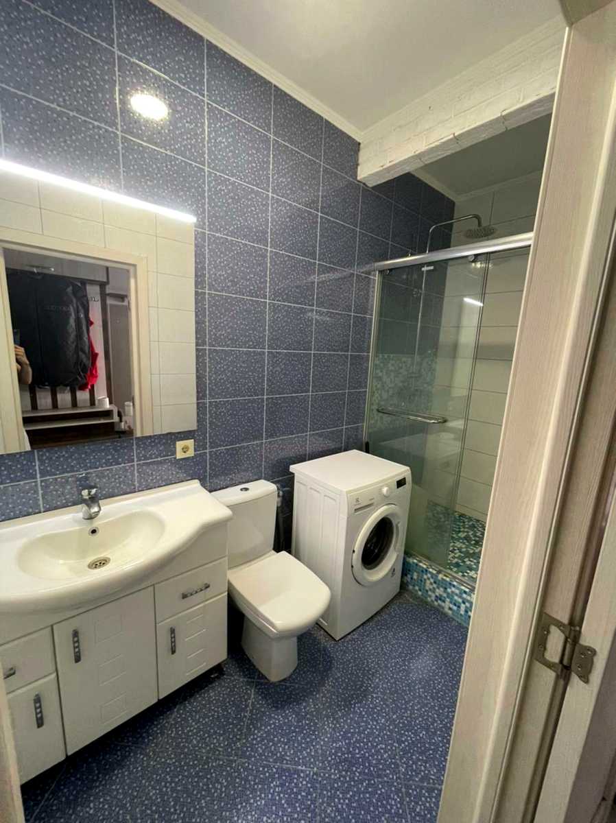 1736466617511321