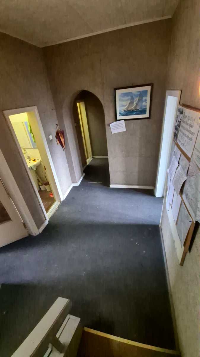 1850601907720864