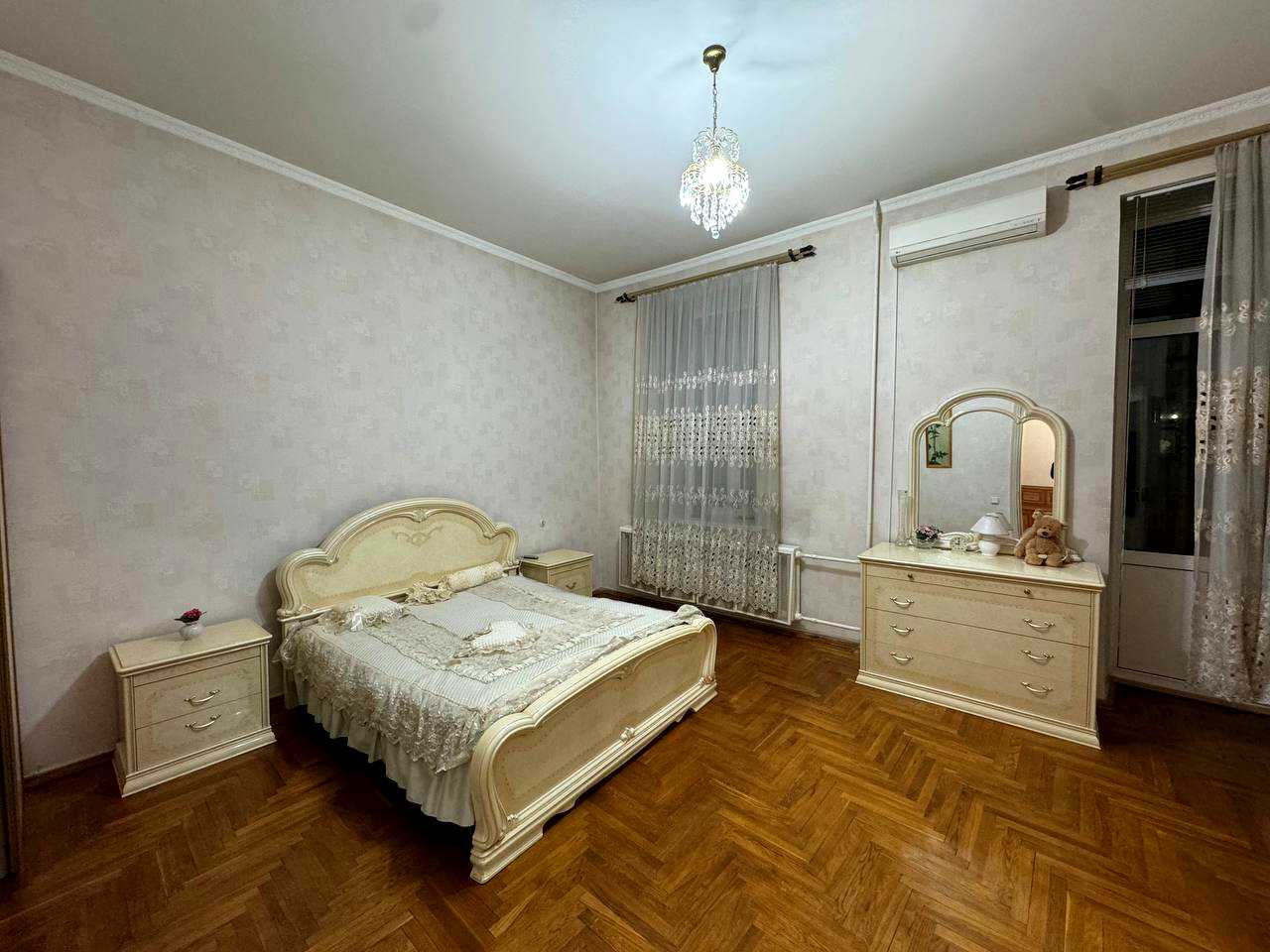 1823967145167610