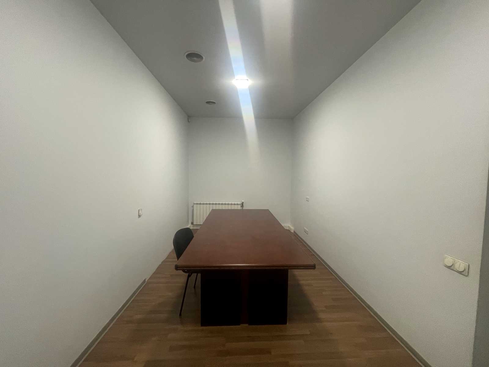 1839896586323306